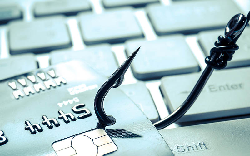 Avoid credit card phishing scams